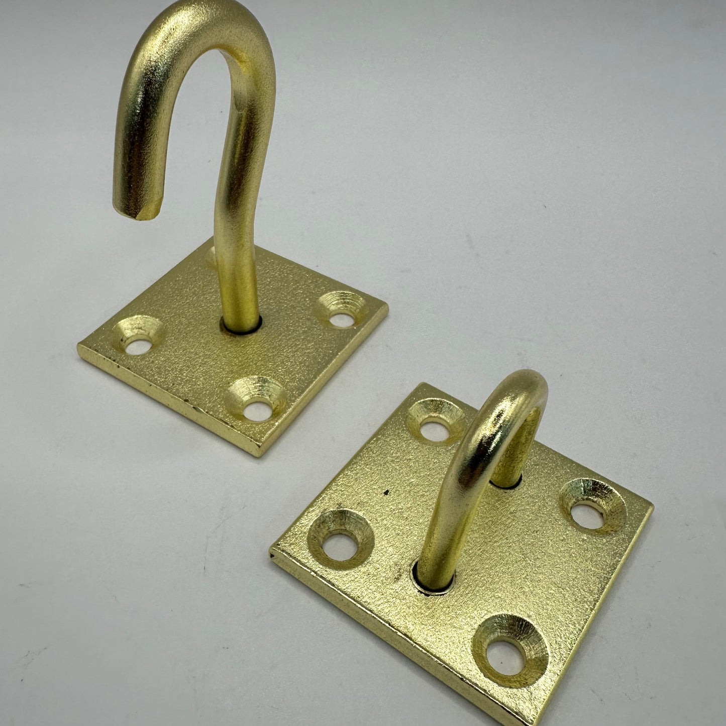 Staple on Plate - Brass Plated